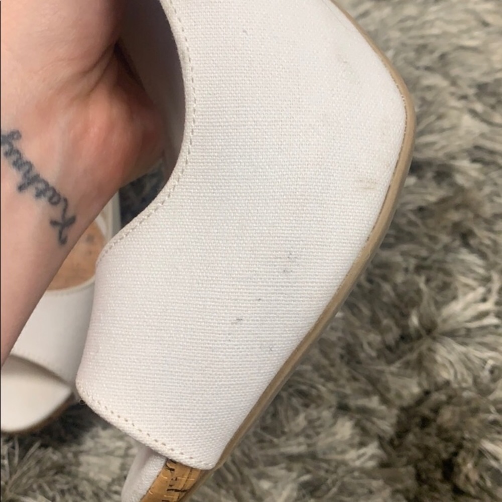 White peep toe - Picture 3 of 4